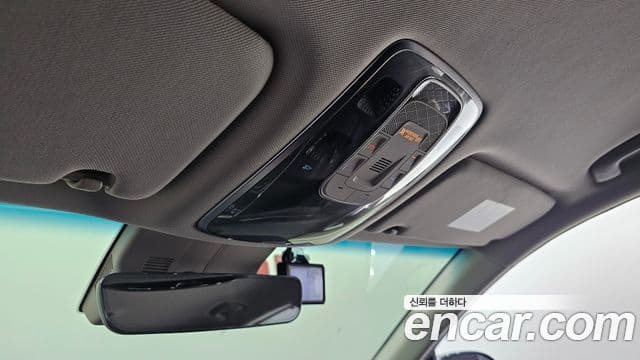 Genesis GV80 2021 — ფოტო 18/20