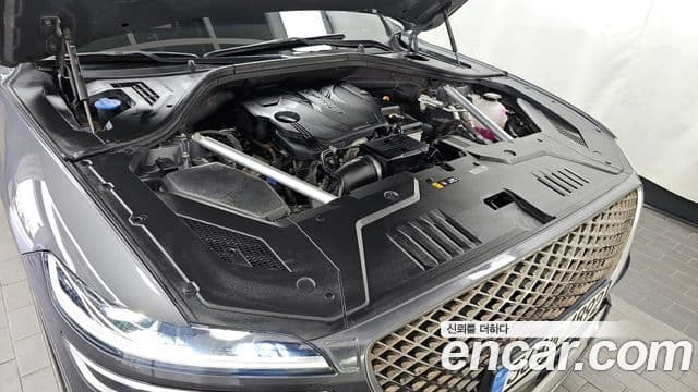 Genesis GV70 2021 — ფოტო 6/20