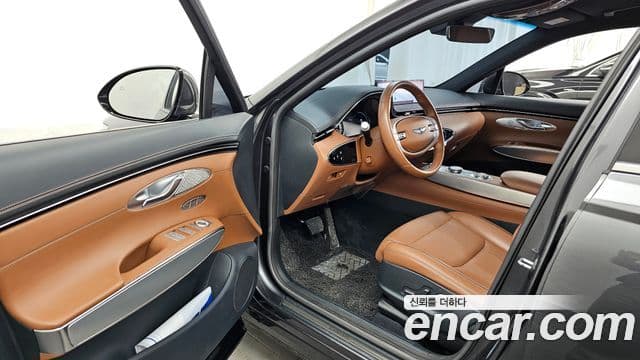Genesis GV70 2021 — ფოტო 10/20