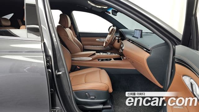 Genesis GV70 2021 — ფოტო 11/20