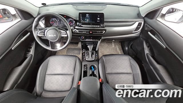 Kia Seltos 2022 — Şəkil 7/20
