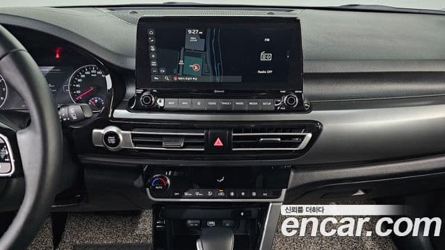 Kia Seltos 2022 — Şəkil 16/20