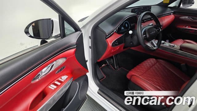Genesis GV70 2022 — Şəkil 13/20