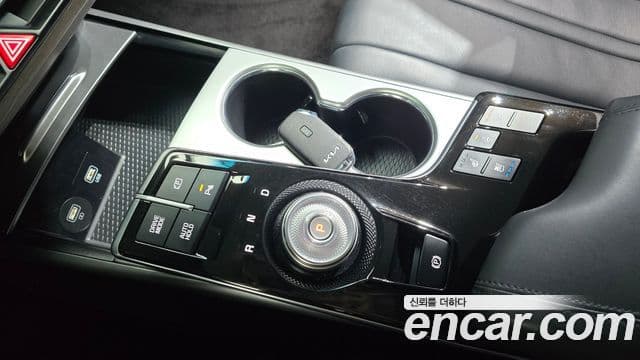 Kia K8 2022 — Şəkil 9/20