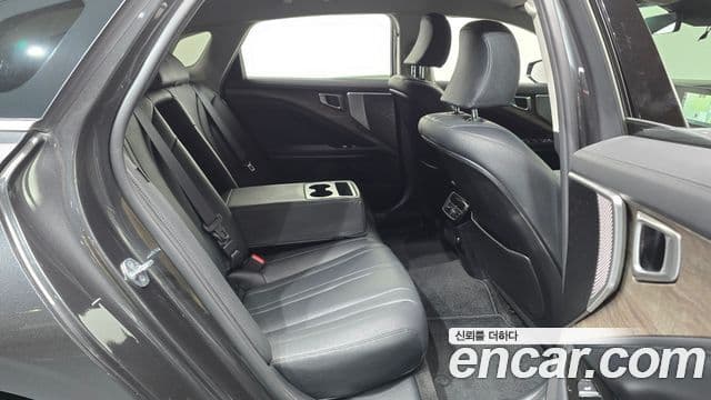 Kia K8 2022 — Şəkil 12/20