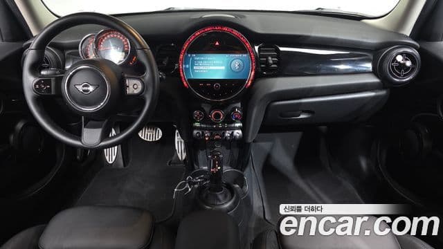 Mini Cooper 2022 — ფოტო 7/20