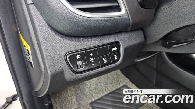 Kia Seltos 2020 — Şəkil 16/20