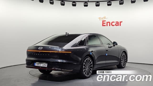 Hyundai Grandeur 2024 — Şəkil 2/20