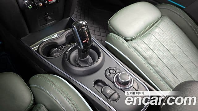 Mini Cooper S Countryman 2023 — ფოტო 9/20