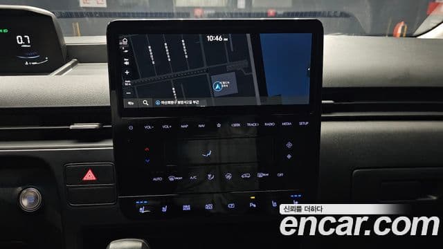 Hyundai Staria 2023 — ფოტო 14/20