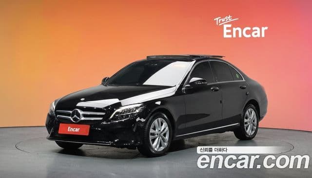 Mercedes-Benz C-Class 2020 — ფოტო 1/20