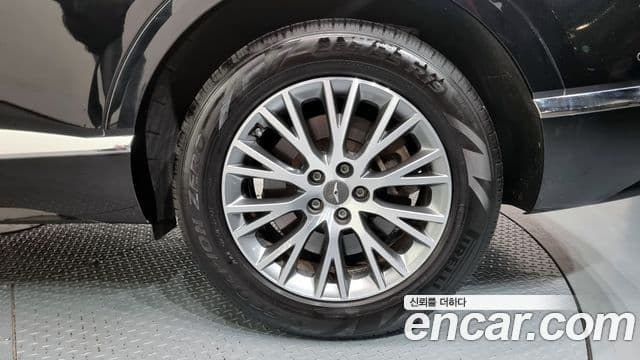 Genesis GV80 2020 — ფოტო 13/20