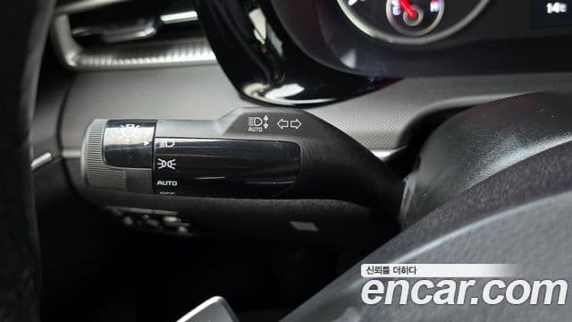Kia K5 2021 — Şəkil 16/20