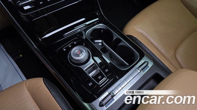 Kia Carnival 2022 — ფოტო 9/20