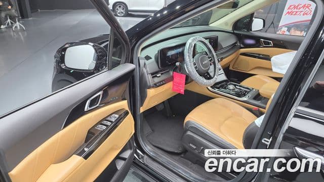 Kia Carnival 2022 — ფოტო 11/20