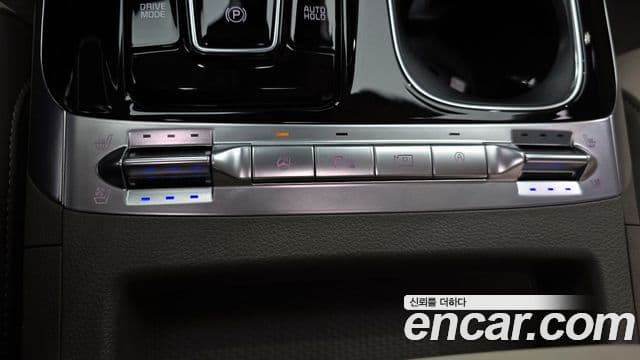 Kia Carnival 2022 — Photo 9/20