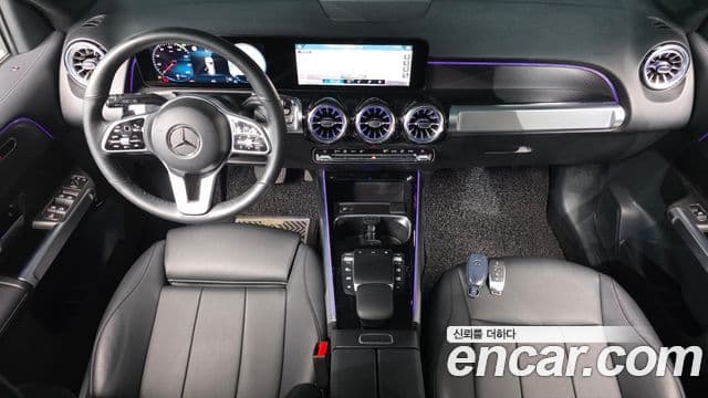 Mercedes-Benz GLB-Class 2022 — Şəkil 9/20