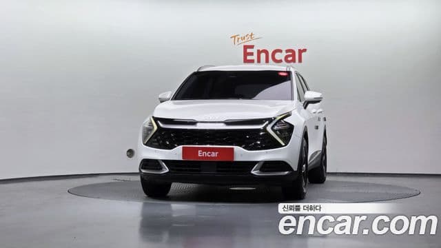Kia Sportage 2023 — ფოტო 3/20