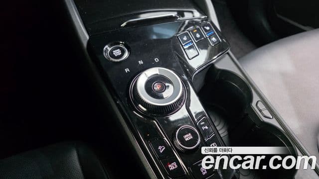Kia Sportage 2023 — фото 9 из 20