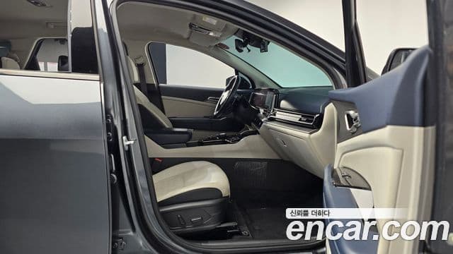 Kia Sportage 2022 — ფოტო 11/20