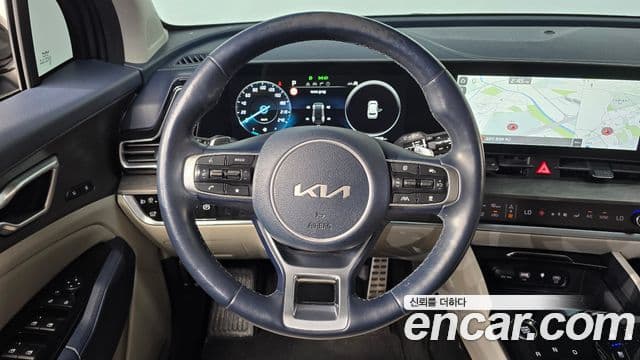 Kia Sportage 2022 — ფოტო 13/20