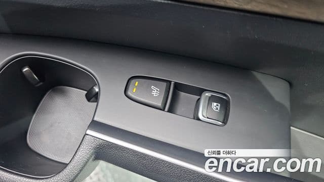 Kia Sorento 2022 — фото 18 из 20