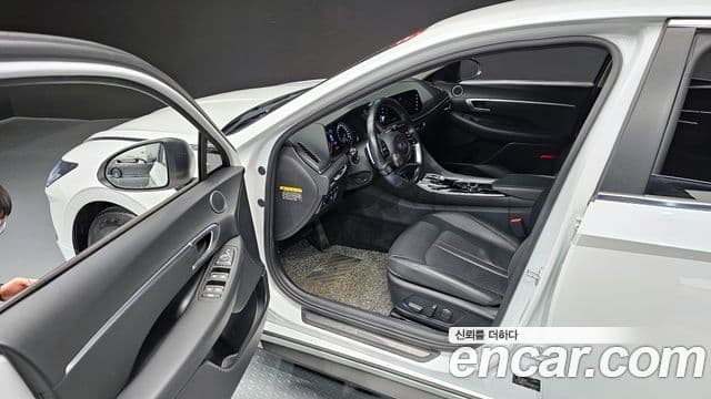 Hyundai Sonata Hybrid 2020 — ფოტო 17/20