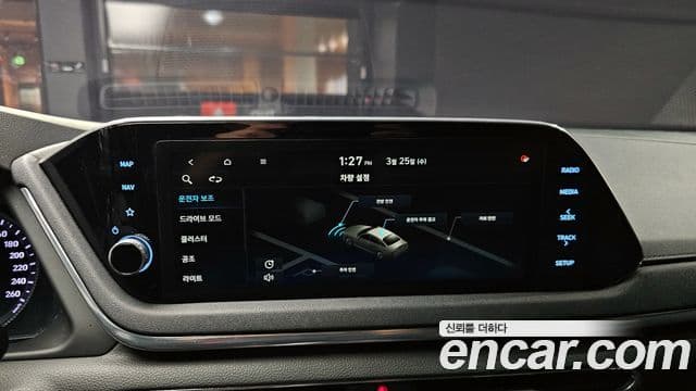 Hyundai Sonata Hybrid 2020 — ფოტო 19/20