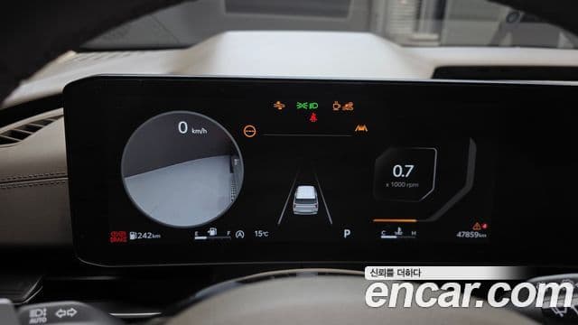 Kia Carnival 2024 — ფოტო 8/20