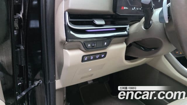 Kia Carnival 2024 — ფოტო 4/20