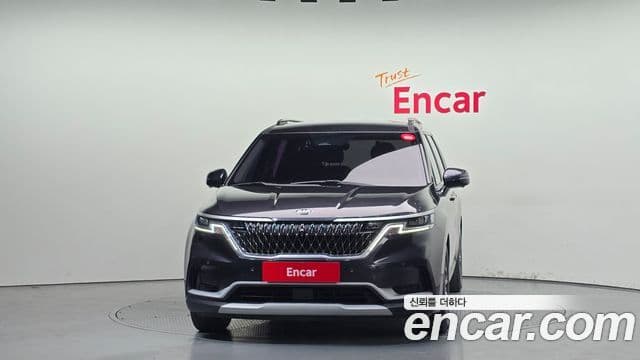 Kia Carnival 2021 — Фото 3/20