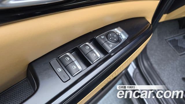 Kia Carnival 2021 — Фото 14/20