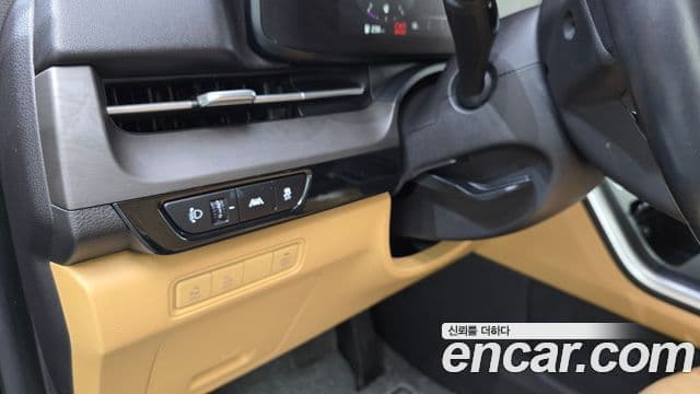 Kia Carnival 2021 — Фото 15/20