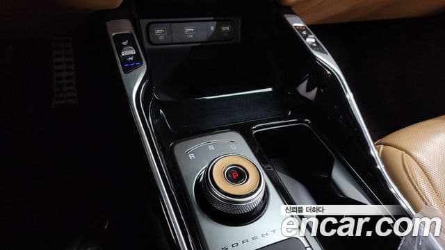 Kia Sorento 2020 — Фото 9/20