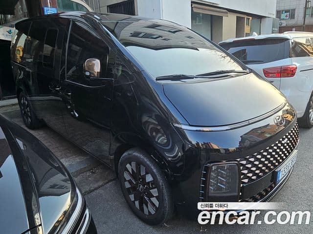 Hyundai Staria 2022 — Şəkil 2/11