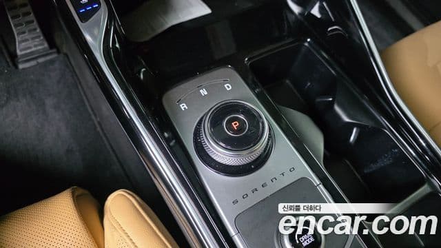 Kia Sorento 2022 — Фото 9/20