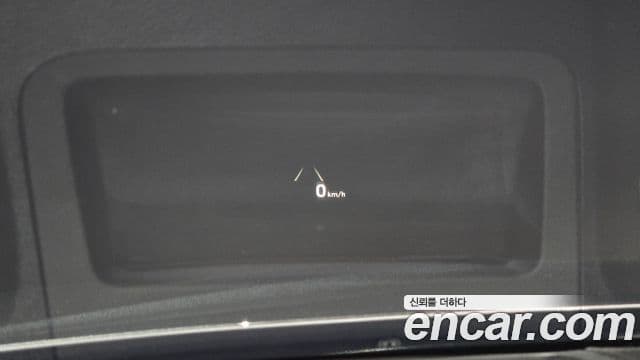 Genesis G70 2019 — Photo 9/20