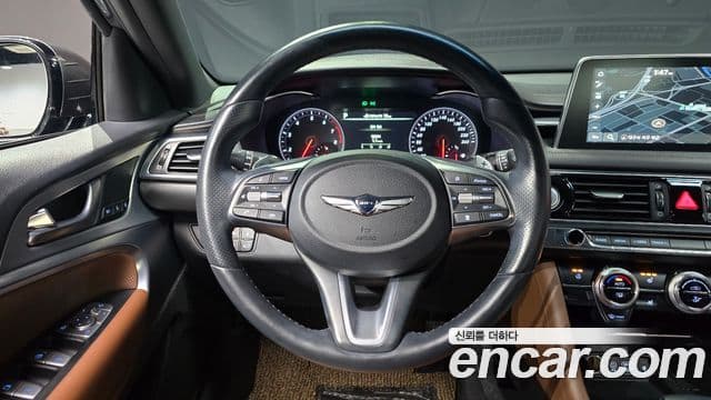Genesis G70 2018 — Şəkil 13/20