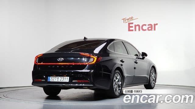 Hyundai Sonata 2021 — ფოტო 2/20