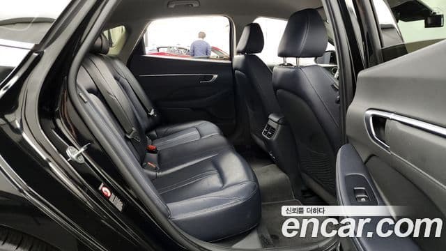 Hyundai Sonata 2021 — ფოტო 12/20