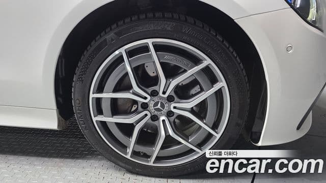 Mercedes-Benz E-Class 2022 — Şəkil 5/20