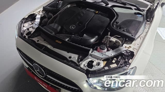 Mercedes-Benz E-Class 2022 — Şəkil 6/20