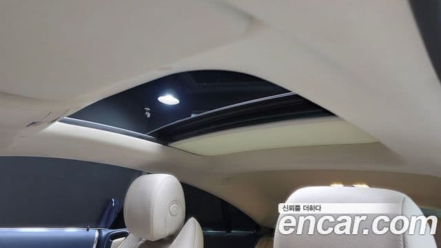 Mercedes-Benz E-Class 2022 — Şəkil 19/20