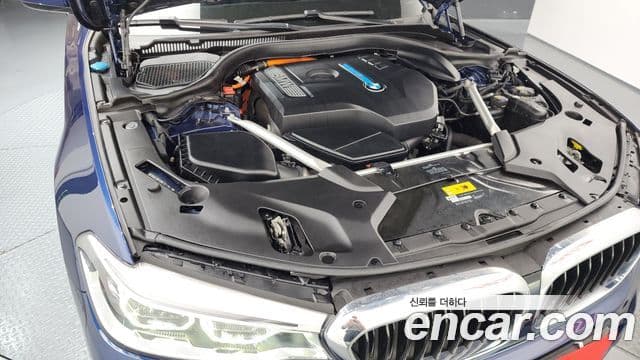 BMW 5 Series 2020 — Şəkil 6/20