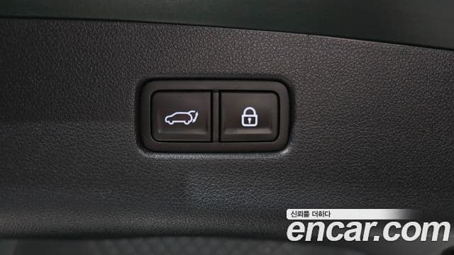 Genesis GV70 2021 — фото 20 из 20