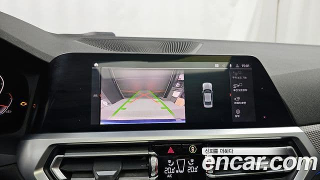 BMW 3 Series 2019 — Şəkil 15/20