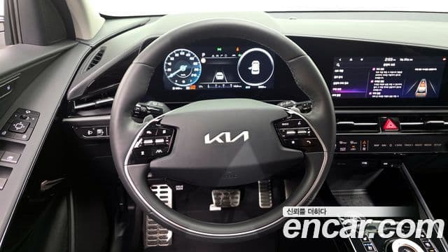 Kia Niro 2025 — Şəkil 13/20
