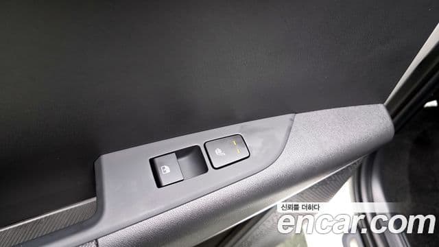 Kia Niro 2025 — Şəkil 18/20