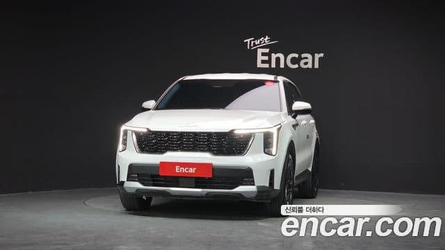 Kia Sorento 2023 — ფოტო 3/20