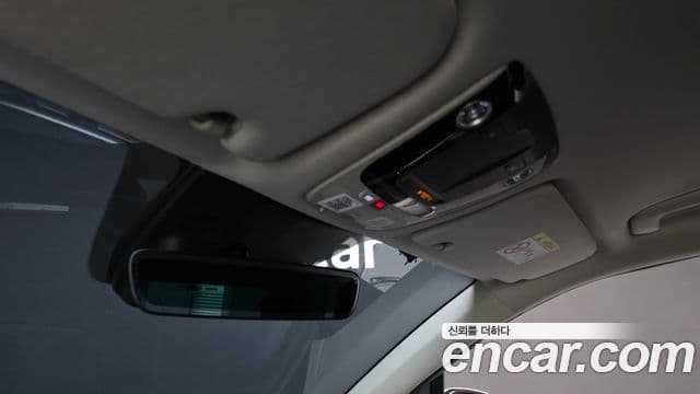 Kia Sorento 2023 — ფოტო 17/20